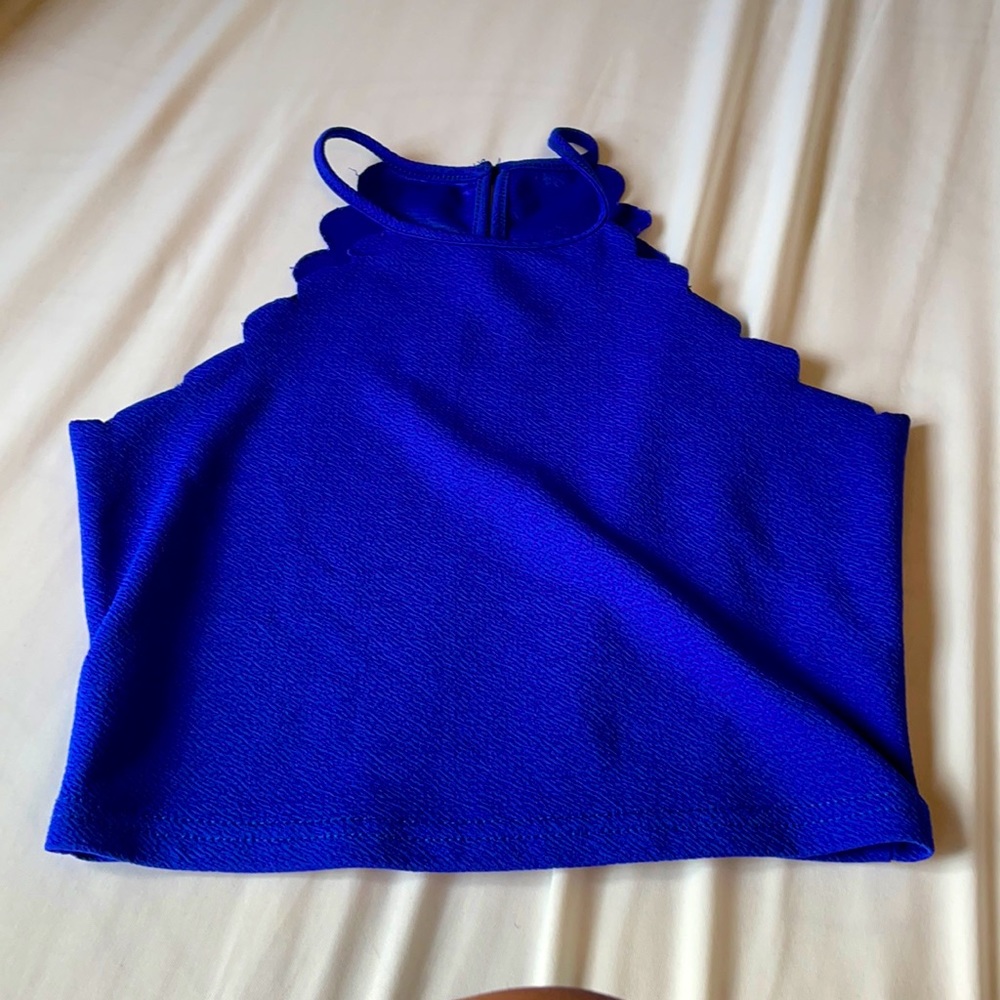 Small croptop